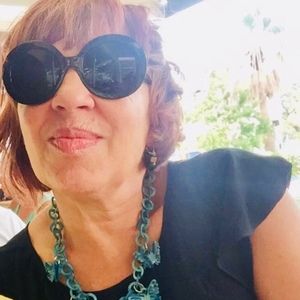 Meet your Posher, Sabina